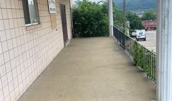 750 5th St, Ambridge, PA 15003
