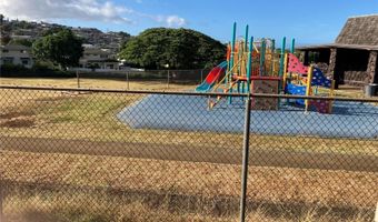 4280 Salt Lake Blvd C13, Honolulu, HI 96818
