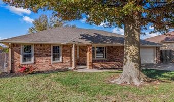 1007 King Dr, Bartlesville, OK 74006