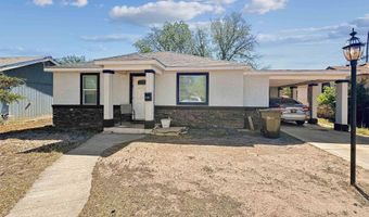 1004 Thomas St, Carlsbad, NM 88220