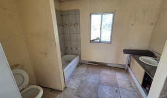 5419 Shady Ln, Anderson, CA 96007