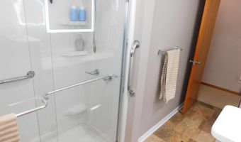 251 Habant Dr, Amherst, OH 44001