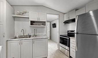 514 E Ft Macon Rd, Atlantic Beach, NC 28512
