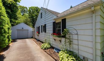 132 Fern Hill Rd, Bristol, CT 06010