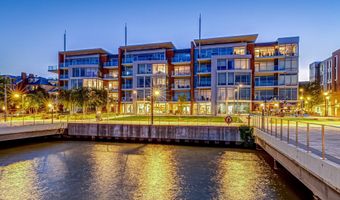 310 STRAND St 304, Alexandria, VA 22314