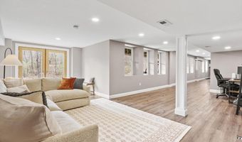 31 Manor Rd, Bolton, MA 01740