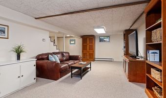 1 Emerson Dr, Acton, MA 01720