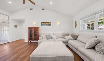 3146 CLUB Dr, Allentown, PA 18103