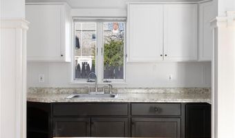 222 Second St, East Providence, RI 02865