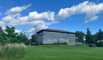 382 S Main St, Alburgh, VT 05440