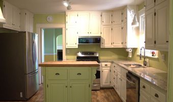 1305 FOREST Ln, Anniston, AL 36201