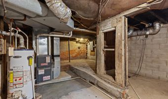 143 Park St, Adrian, MI 49221