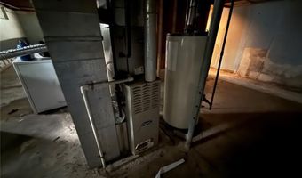 14 Pleasant Valley Ter, Arnold, MO 63010