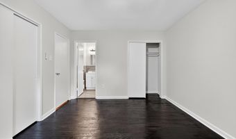 2321 ALTAMONT Pl SE 103, Washington, DC 20020