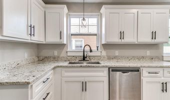 1127 S 19th St, Chickasha, OK 73018