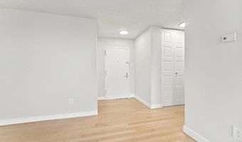 4500 S FOUR MILE RUN Dr 1113, Arlington, VA 22204