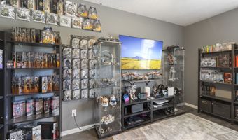 6608 Sonesta Dr, Indianapolis, IN 46217