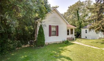 2623 Powhattan St, Alton, IL 62002