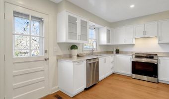 216 DUNCAN Ave, Alexandria, VA 22301
