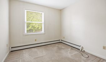 34 Fairlawn St, Bristol, CT 06010