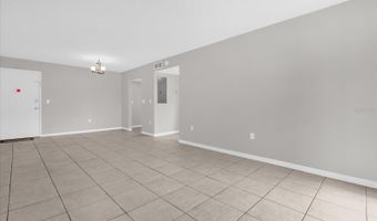 942 LAKE DESTINY Rd B, Altamonte Springs, FL 32714