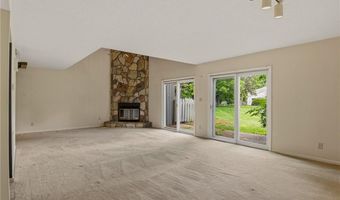 187 Spyglass Dr, Advance, NC 27006