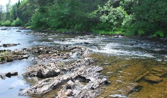 1 Judges Point Rd, Abbot, ME 04406