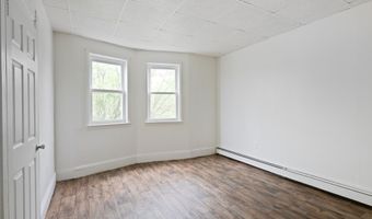 910-912 BROADWAY, Bayonne, NJ 07002