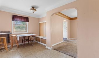 922 Addison St, Adrian, MI 49221