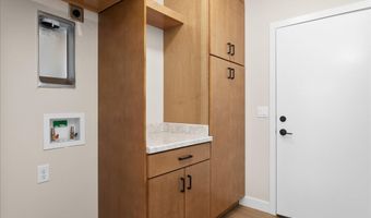 6232 Skycrest Dr, Billings, MT 59106