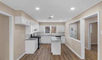 1211 Lee St, Benton, LA 71006