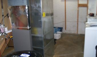 225 W Zeller St, North Liberty, IA 52317