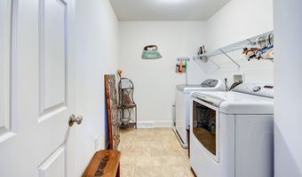 84 Andriana Ln, Albany, NY 12204