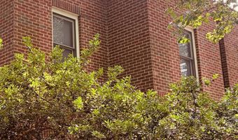 915 C St SE, Washington, DC 20003