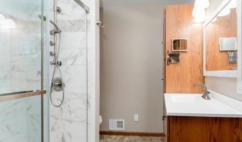 11121 Timberline Dr, Allendale, MI 49401
