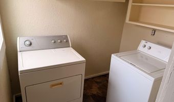 447 N Washington St, Casper, WY 82601