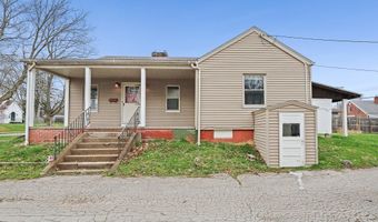 1073 Parkside Dr, Alliance, OH 44601