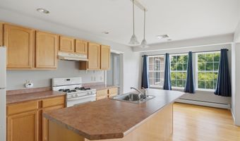 50 Hoskins Rd, Bloomfield, CT 06002