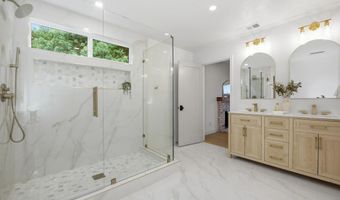 2610 Chestnut Ave, Carlsbad, CA 92010