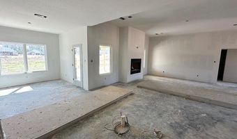 1049 Duke Dr, Bauxite, AR 72011