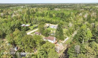 1724 Middle Point Dr, Alger, MI 48610