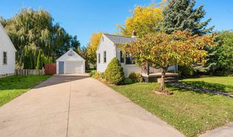 217 S LEE St, Appleton, WI 54915