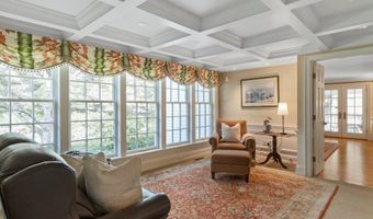 6 Pine Hill Rd, Burlington, CT 06013