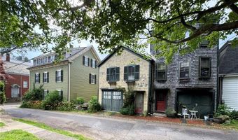 18 Barney St Barney Ct, Newport, RI 02840