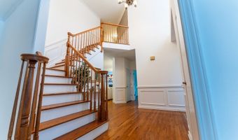 5 Hidden Valley Rd, Andover, NJ 07860