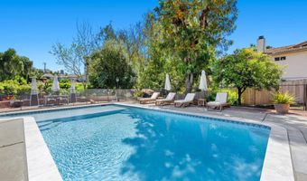 10933 Sunray Pl, La Mesa, CA 91941
