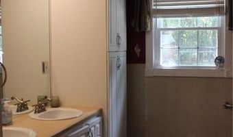 25 Beechnut Dr, Johnston, RI 02919