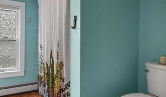 26 Wesley St Ct, Bath, ME 04530