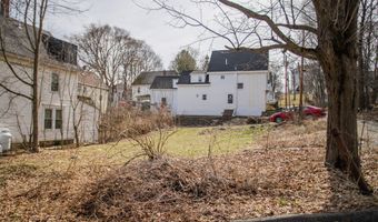66 Smith St, Bangor, ME 04401