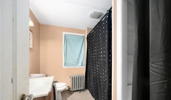 36 Blackamore Ave, Cranston, RI 02910